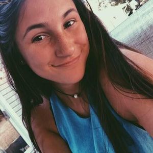 Meet your Posher, Ally